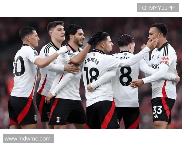 英超曼联主场战胜伯恩茅斯，魔力鸟带领球队逆转取胜